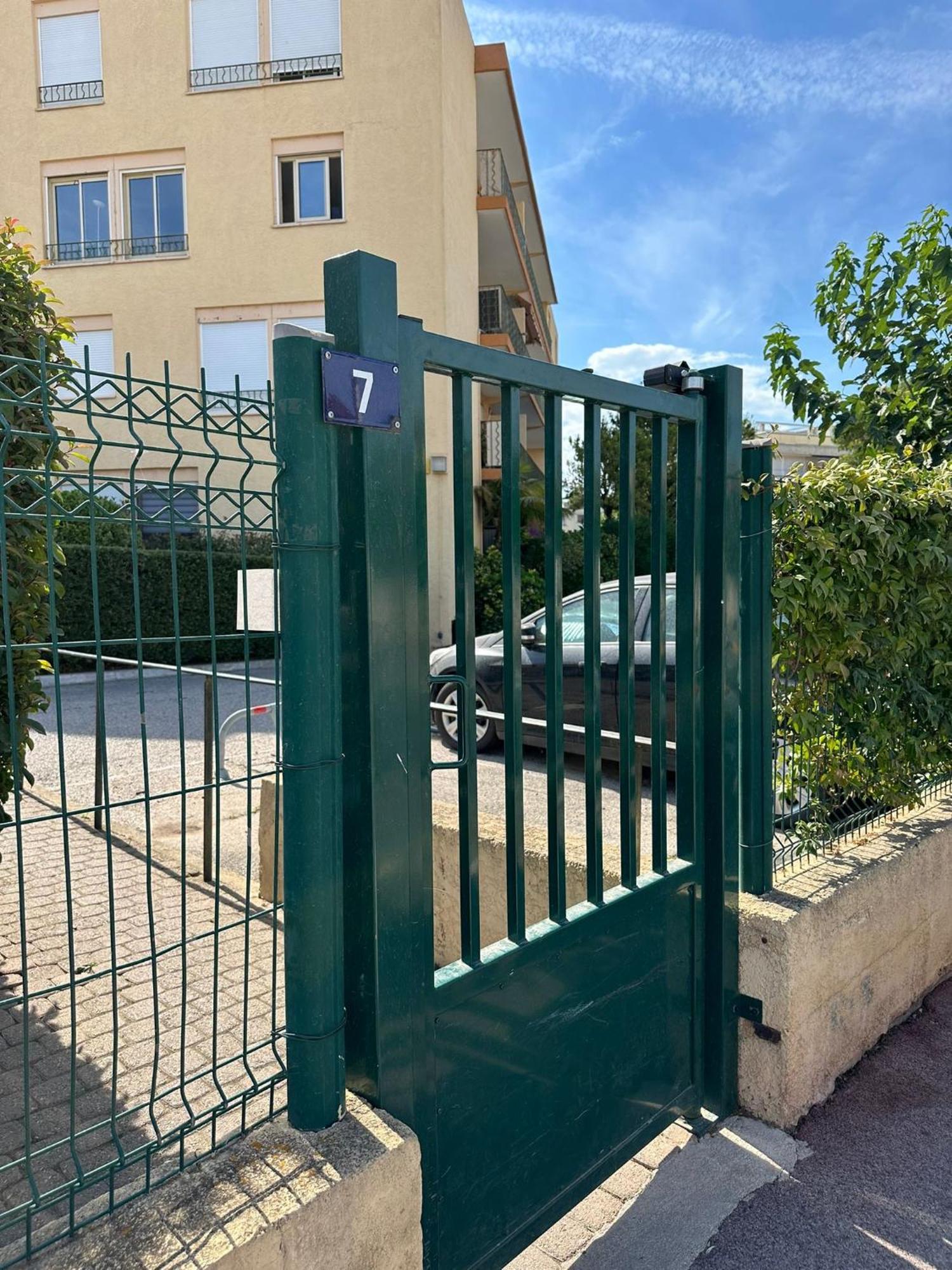 Apartament Saint-Tropez Florida Zewnętrze zdjęcie
